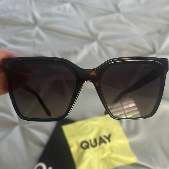 Quay Australia Tortoise Shell Sunglasses - Picture 4 of 8